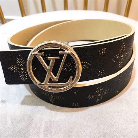 female louis vuitton belt